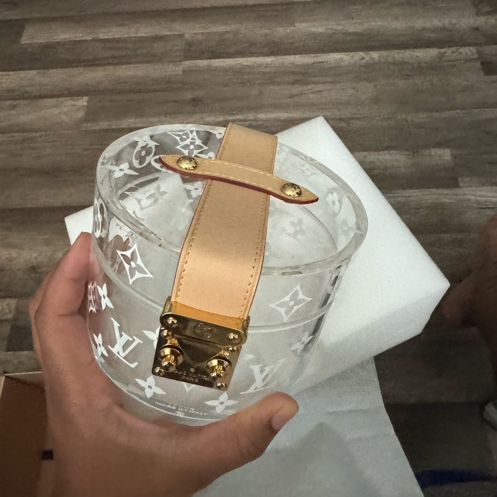 Luis Vuitton Scott Box (authentic)
